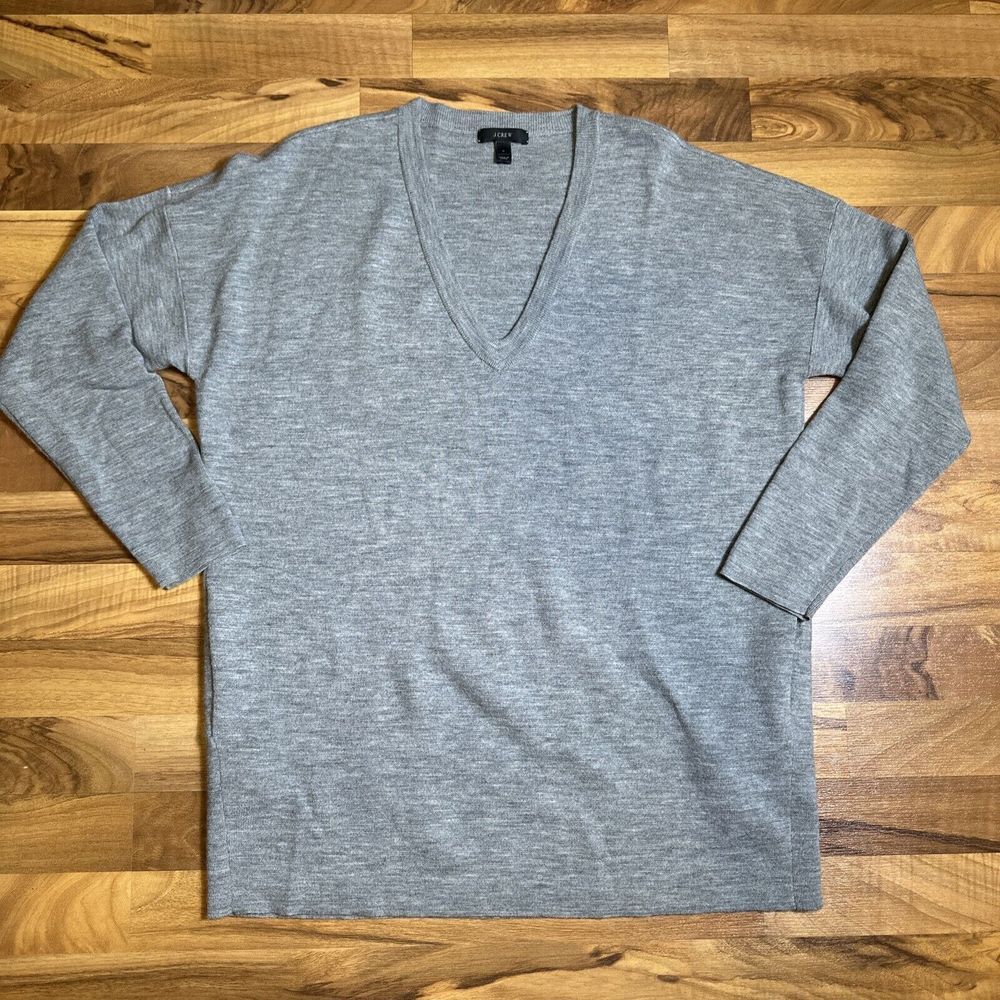 2013 J. Crew‎ 100% Merino Wool Sweater Gray V-Neck Knit Pullover #95622 Medium